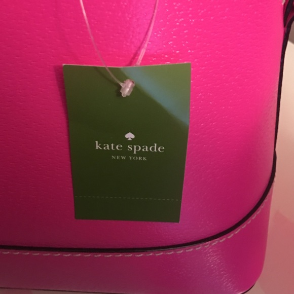 Sale😍😍Kate Spade Purse 😍😍 - Picture 2 of 4