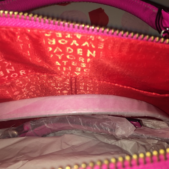 Sale😍😍Kate Spade Purse 😍😍 - Picture 3 of 4