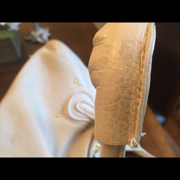 Gorgeous leather purse. - Picture 2 of 4