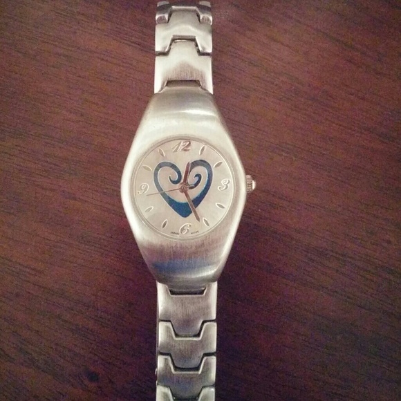 Woman's Watch - Picture 2 of 3