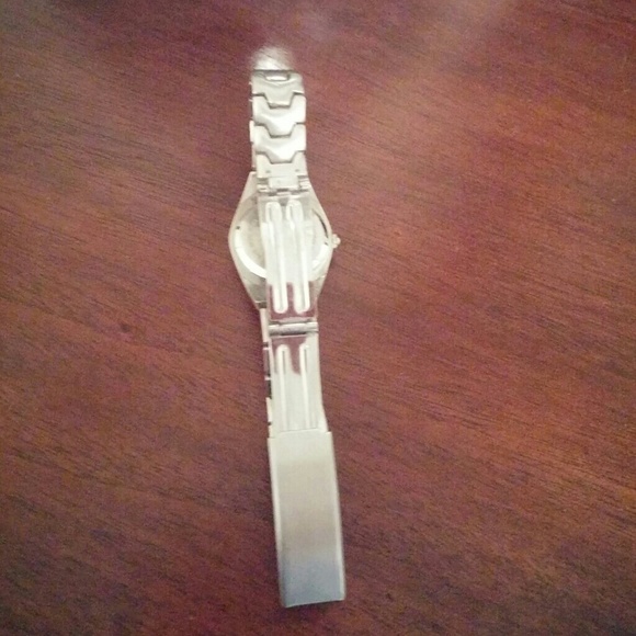 Woman's Watch - Picture 3 of 3