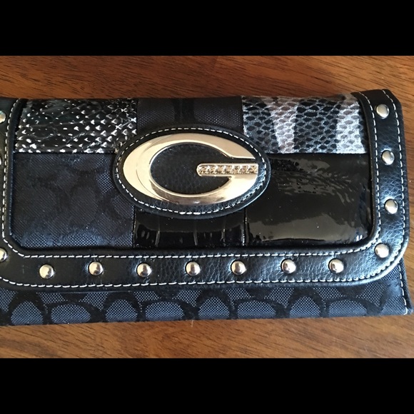 Guess look alike wallet, new