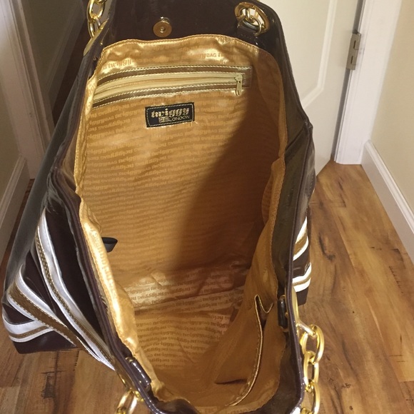 Shoulder bag. - Picture 2 of 3