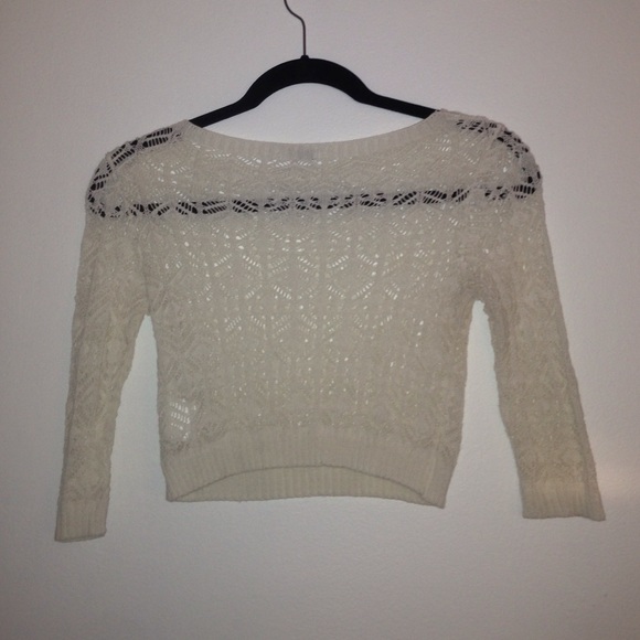 Cropped Sweater - Picture 2 of 2