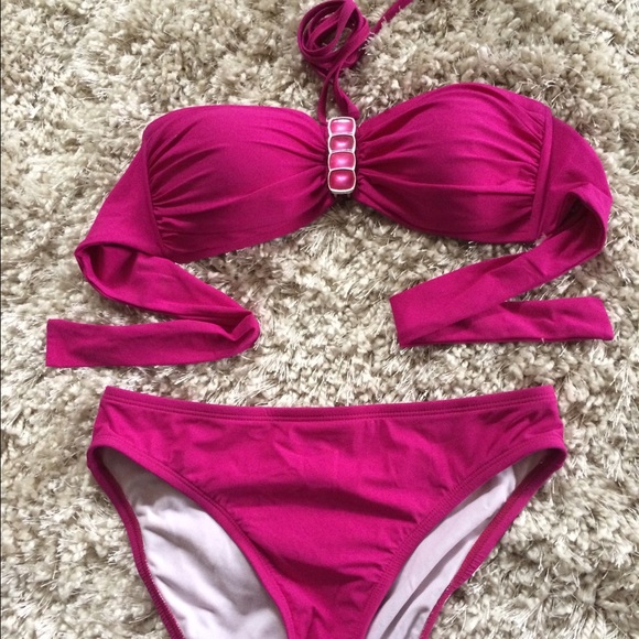 🌺 Fuschia bikini set!! 🌺