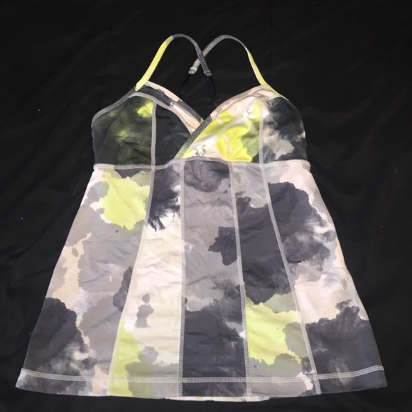 Lulu lemon workout top