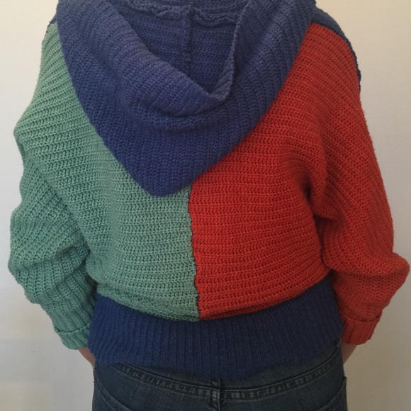✅ SOLD! Color Block Sweater - Picture 2 of 3