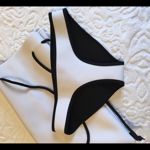 NWOT Triangl Chloe Neoprene Bikini Bottoms S