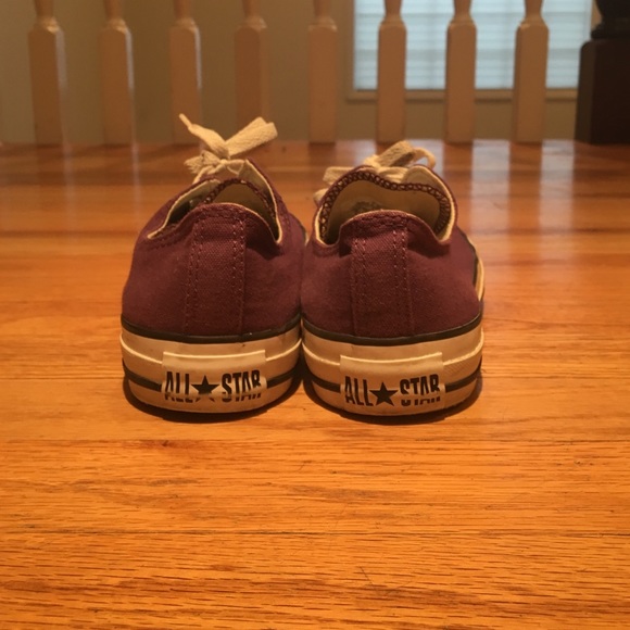 NEW PURPLE CONVERSE