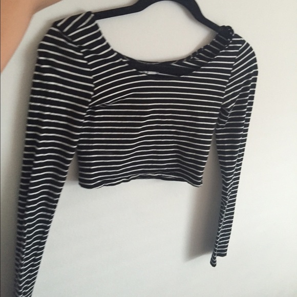 long sleeve crop top 💖