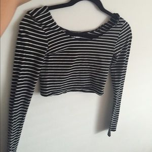 long sleeve crop top 💖