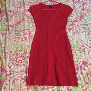 Red express bandage dress