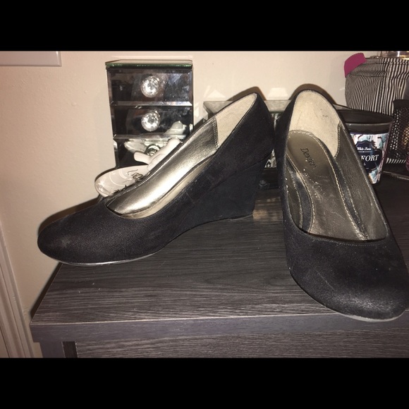 Black Wedge heels