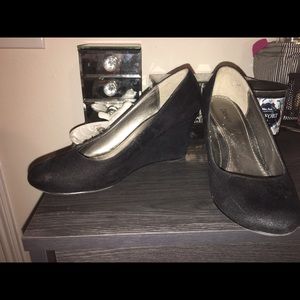 Black Wedge heels