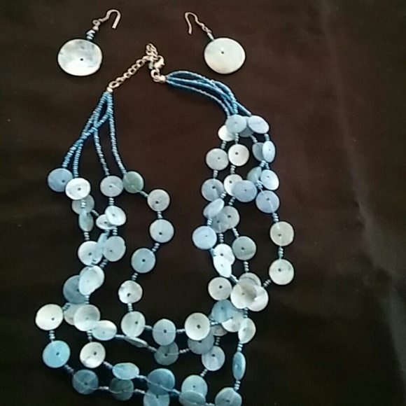 Seashell necklace & earrings