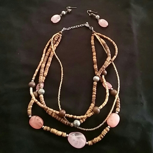 Necklace & earrings