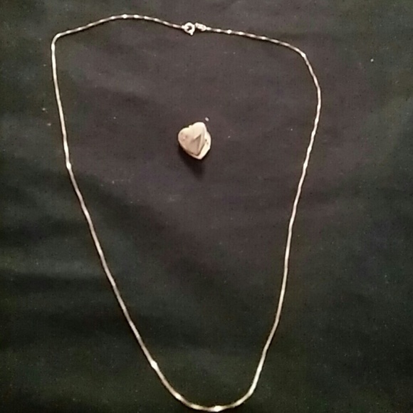 14k gold Heart pendant & necklace