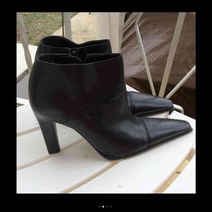 New Diba Leather Boots Size 8