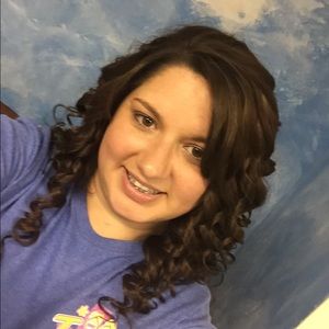 Meet your Posher, Deanna