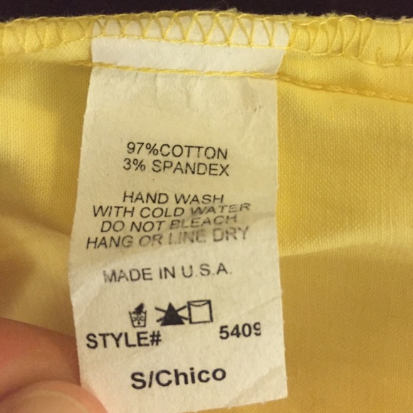 💛Adorable yellow shorts💛 - Picture 4 of 4