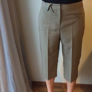 Larry Levine grayish brown strength crop pants
