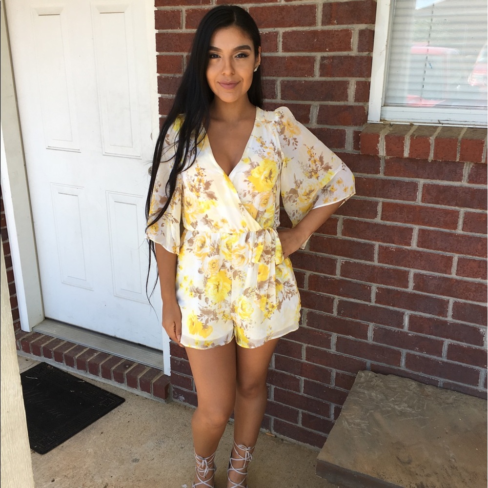 Meet your Posher, Gloria