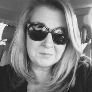 Meet your Posher, Linda