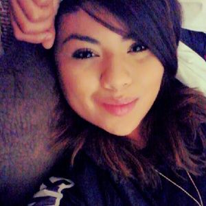 Meet your Posher, Angelique