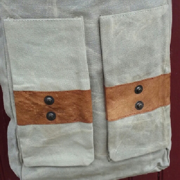 ❌RE-STOCKING SOON❌ Rustic Star Saddlebag - Picture 3 of 4