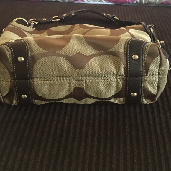 Coach Purse - Picture 2 of 4