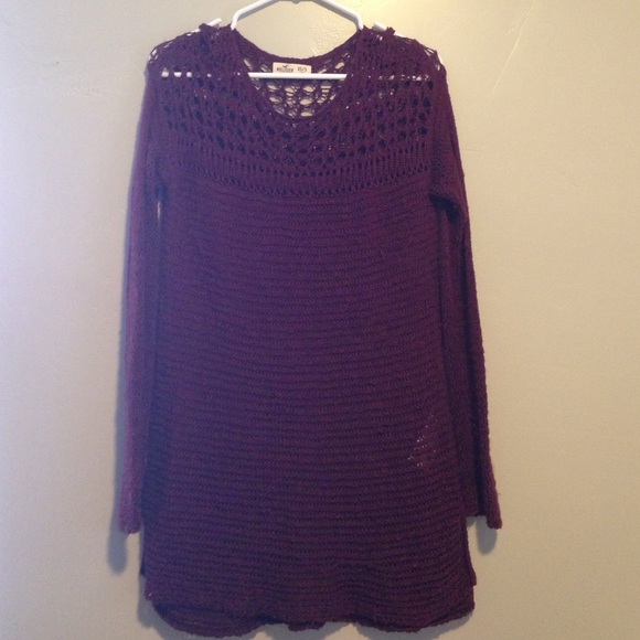 Hollister sweater