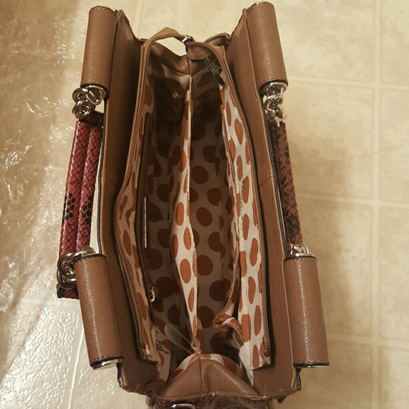 Nicole Lee Satchel - Picture 4 of 4