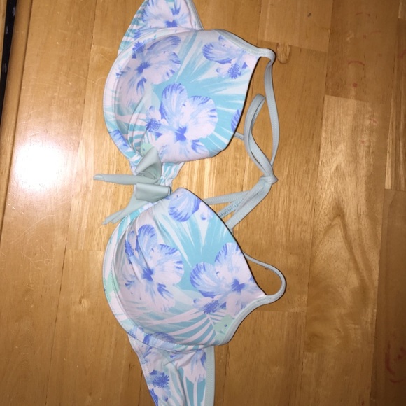 NWOT NEVER WORN BATHING SUIT PUSH-UP