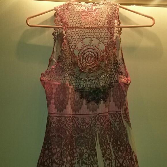 💖 💕MUST SELL ! 💖💕Adorable summer top!!💖💕 - Picture 4 of 4