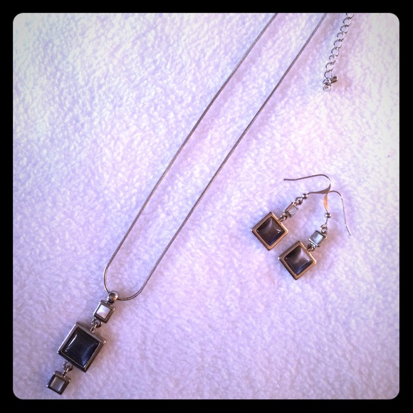 Lia Sophia necklace and earrings