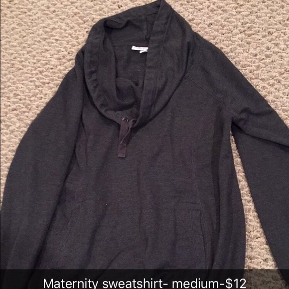 Maternity sweatshirt