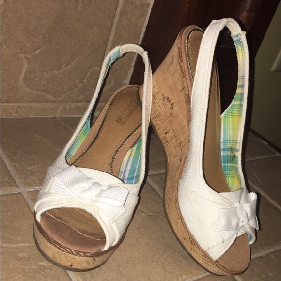 Super cute Sperry Wedges