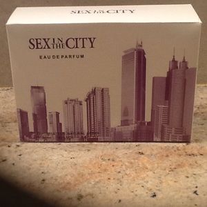 Sex in the City Parfumerie, LUST