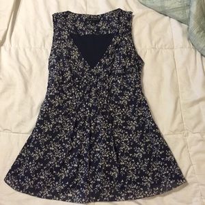 Size 6 Banana Republic tank top