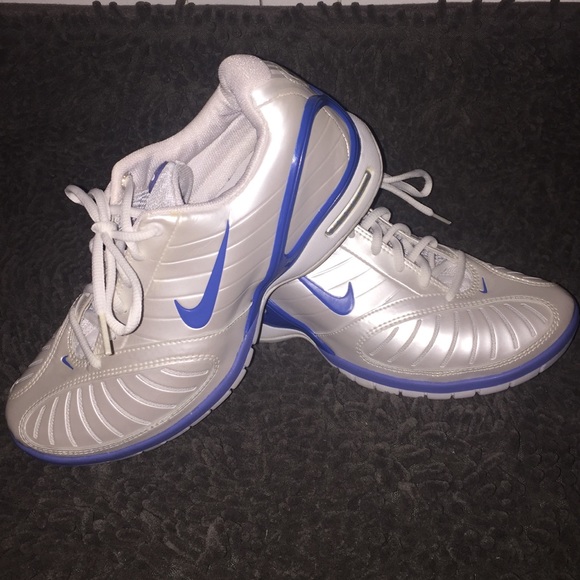 Nike Shoes - Nike Air Zoom Tennis Shoes