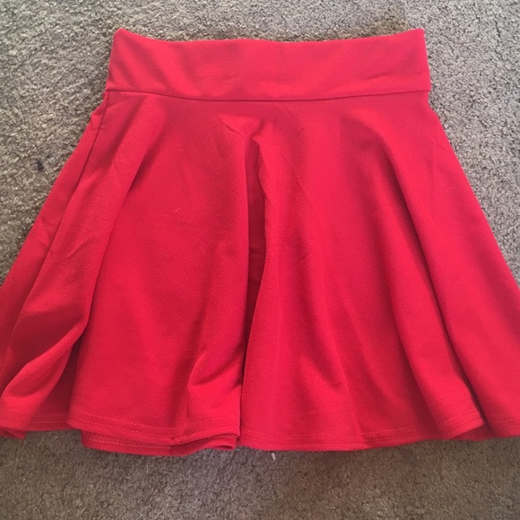 Pleated red skirt