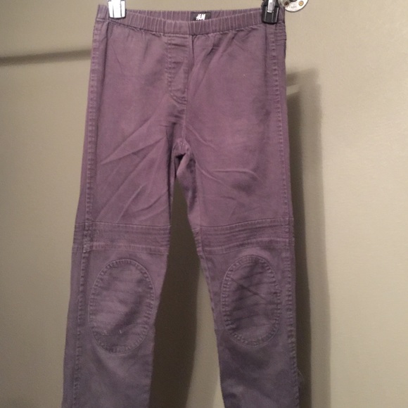 Contemporary style jeans