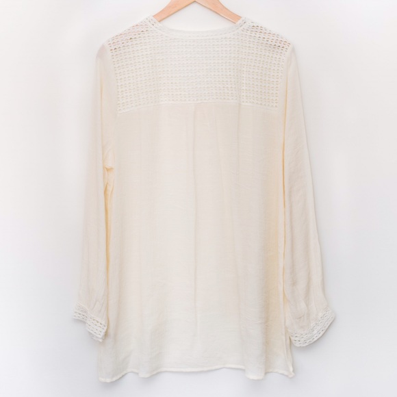 Lightweight Long Sleeve Plus Size - Picture 2 of 2