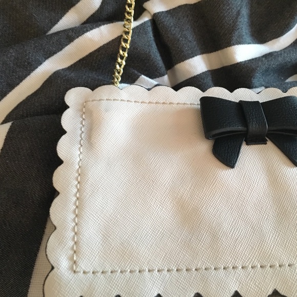 Betsey Johnson Bags - Black and white scallop bag with bow Betsey Johnson Bags - Black and white scallop bag with bow