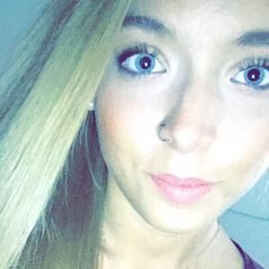 Meet your Posher, Mandee