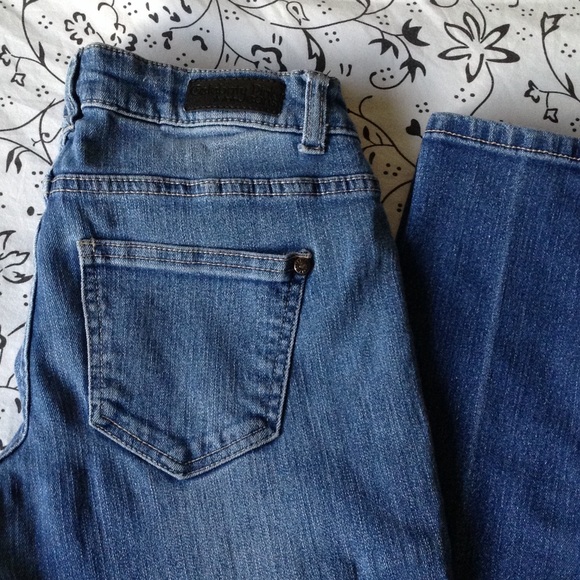 Skinny Jeans - Picture 2 of 3