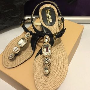 MK sylvia thong sandal 6.5