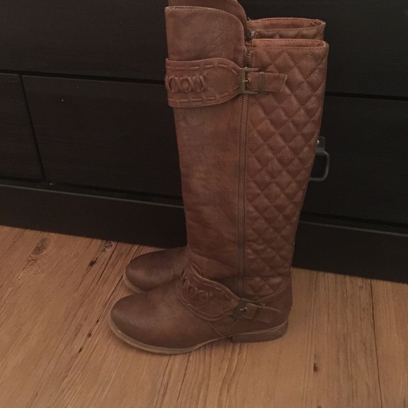 High level boots - Picture 2 of 2
