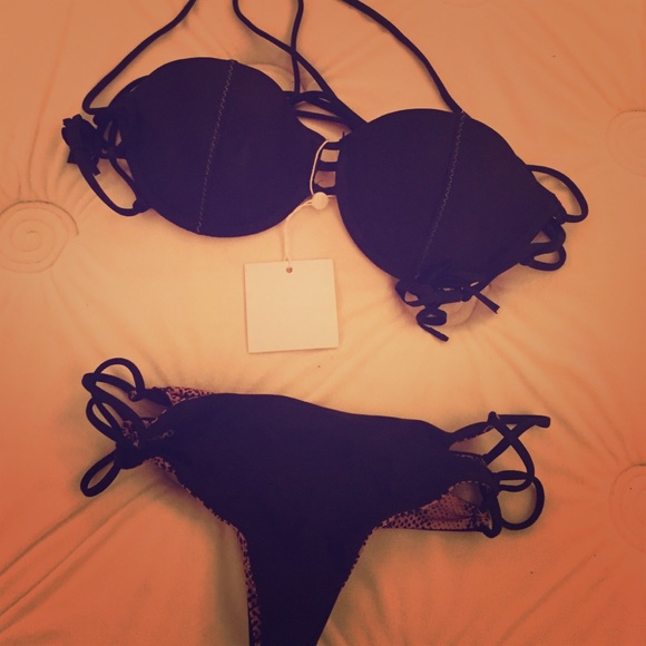 Acacia bandeau bikini