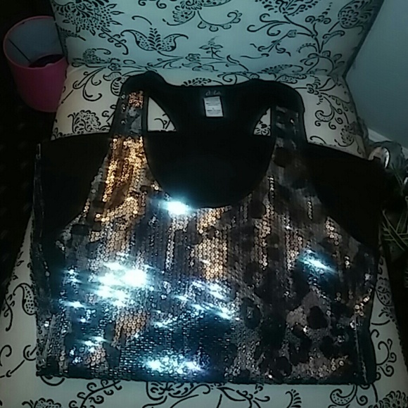 Sequined tank top